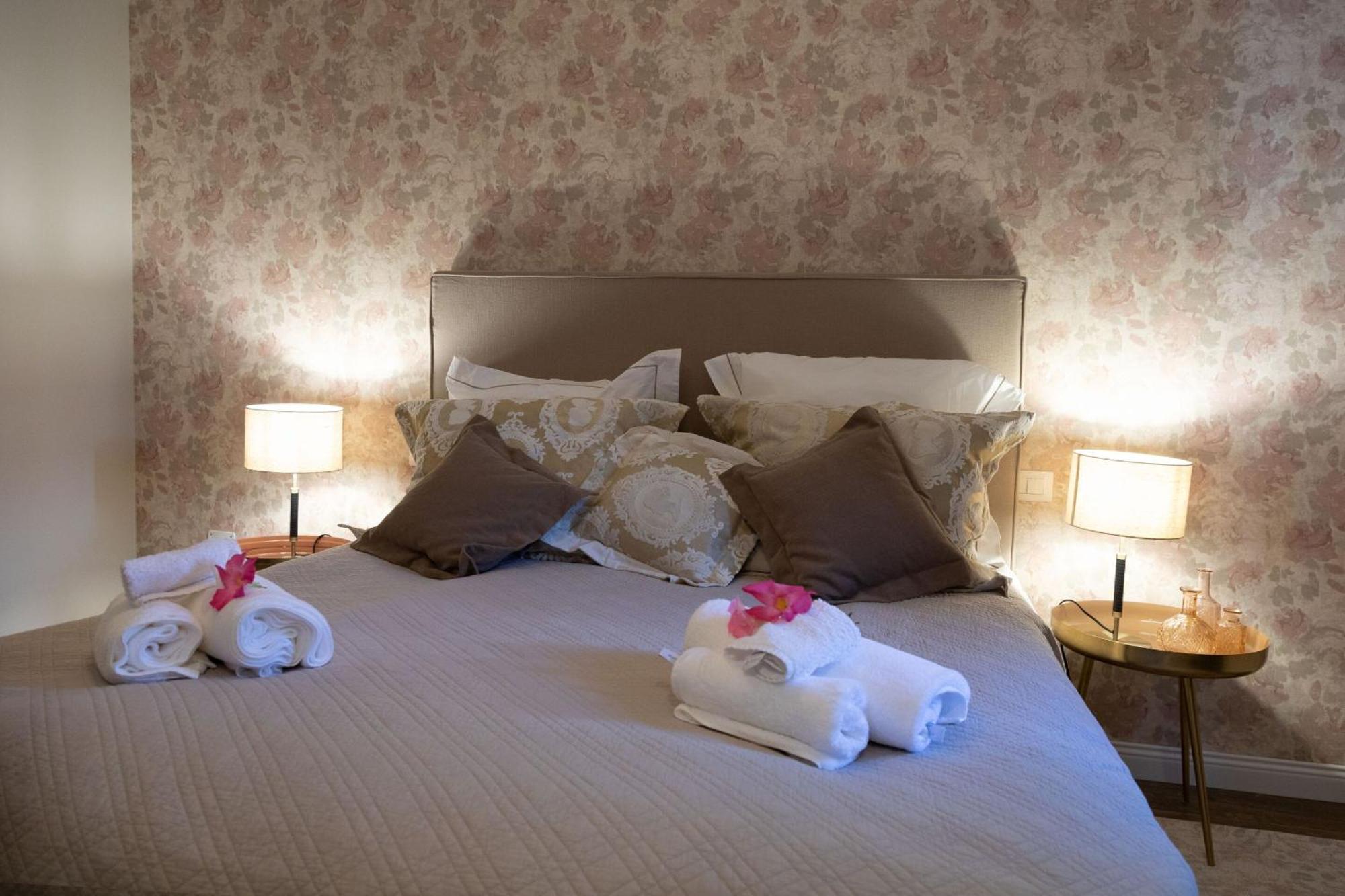 La Pastorella Boutique Hotel Maiera Room photo